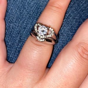 18kwgp white topaz ring set 💍